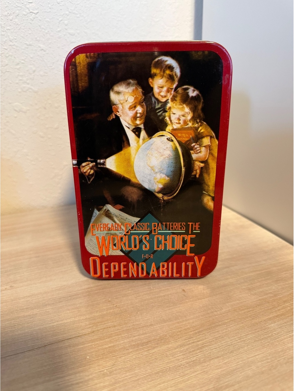 90s Reproduction Eveready Classic Batteries Metal Storage Tin Box for Collectors